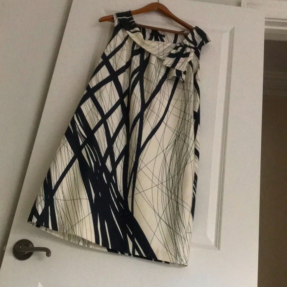 David Meister Dresses & Skirts - Cocktail dress David Meister size 10